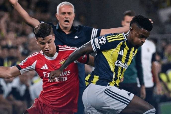 本菲卡战平热刺,德布劳内扑点救主西甲 本菲卡战平热刺,德布劳内扑点救主西甲