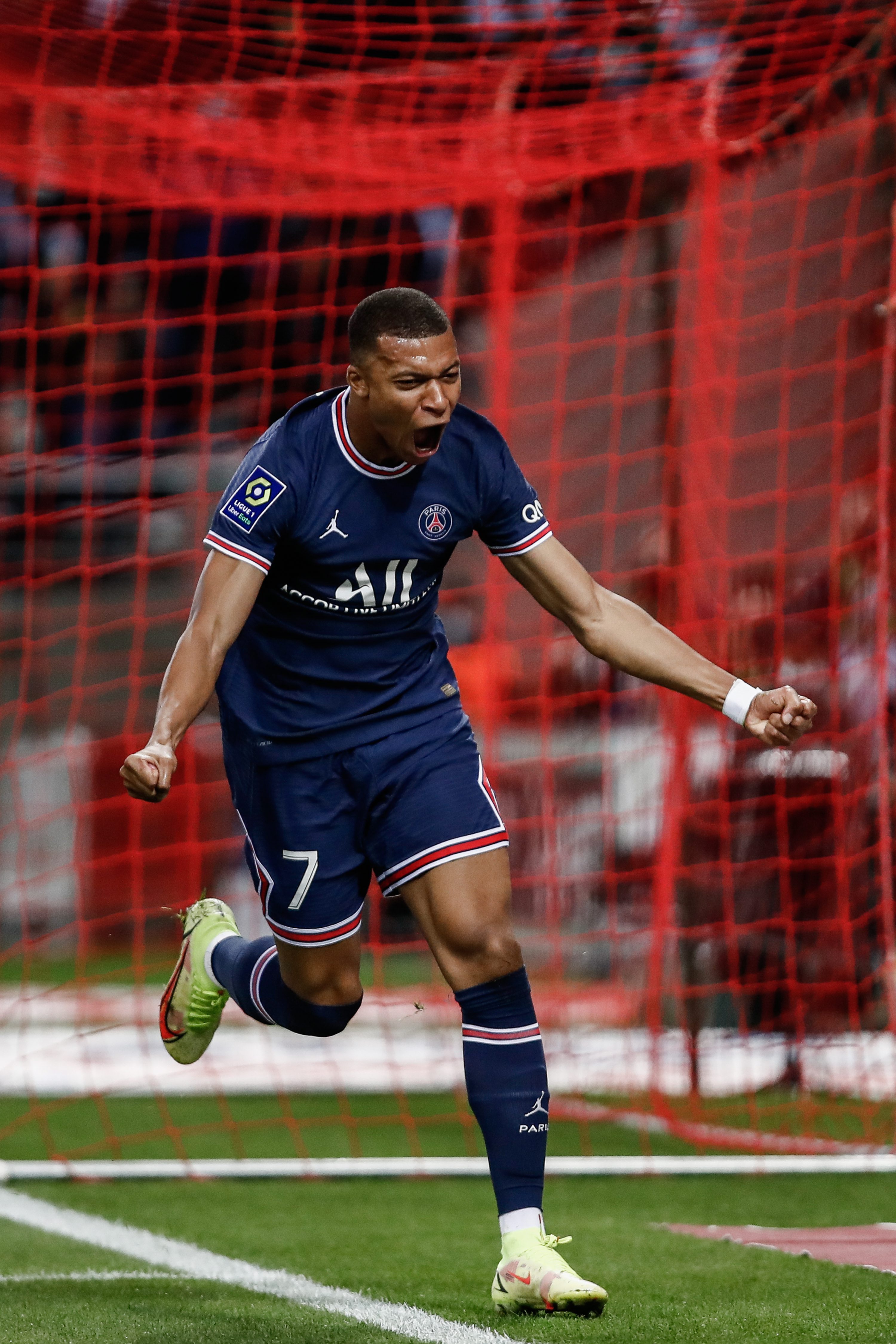 开云体育登录-皇马绝杀里昂,博格巴梅开二度法甲