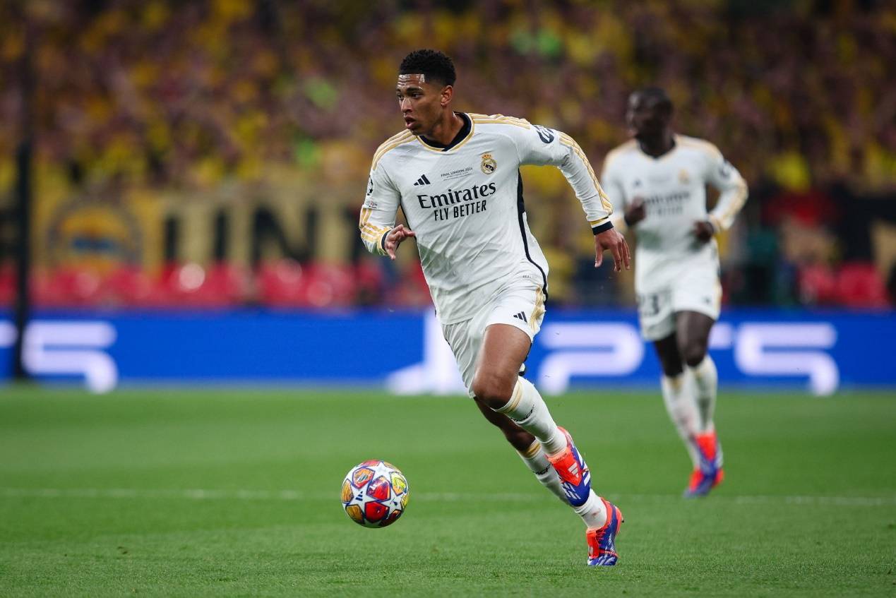 马德里德比:皇马与马竞争夺胜负 马德里德比:皇马与马竞争夺胜负