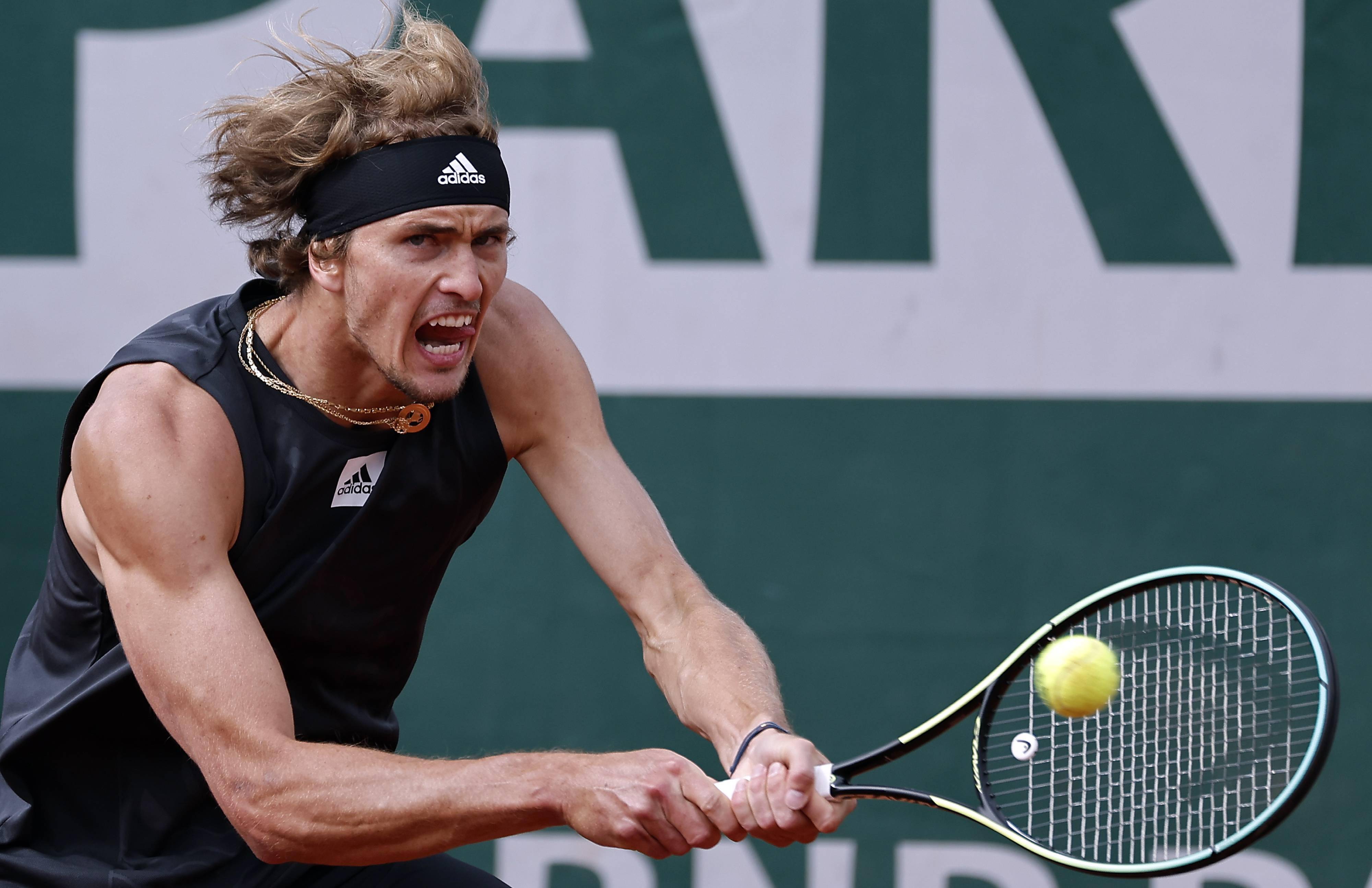 开云体育在线-法网逆转戴维斯杯，兹维列夫高光表现的简单介绍